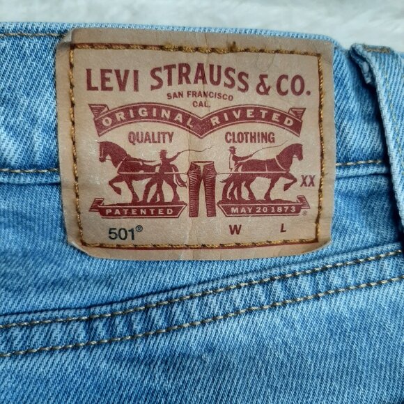 Levi's 501 Man's Blue Straight Legs Fly Buttons Denim Jeans W30/L30 - Picture 12 of 12